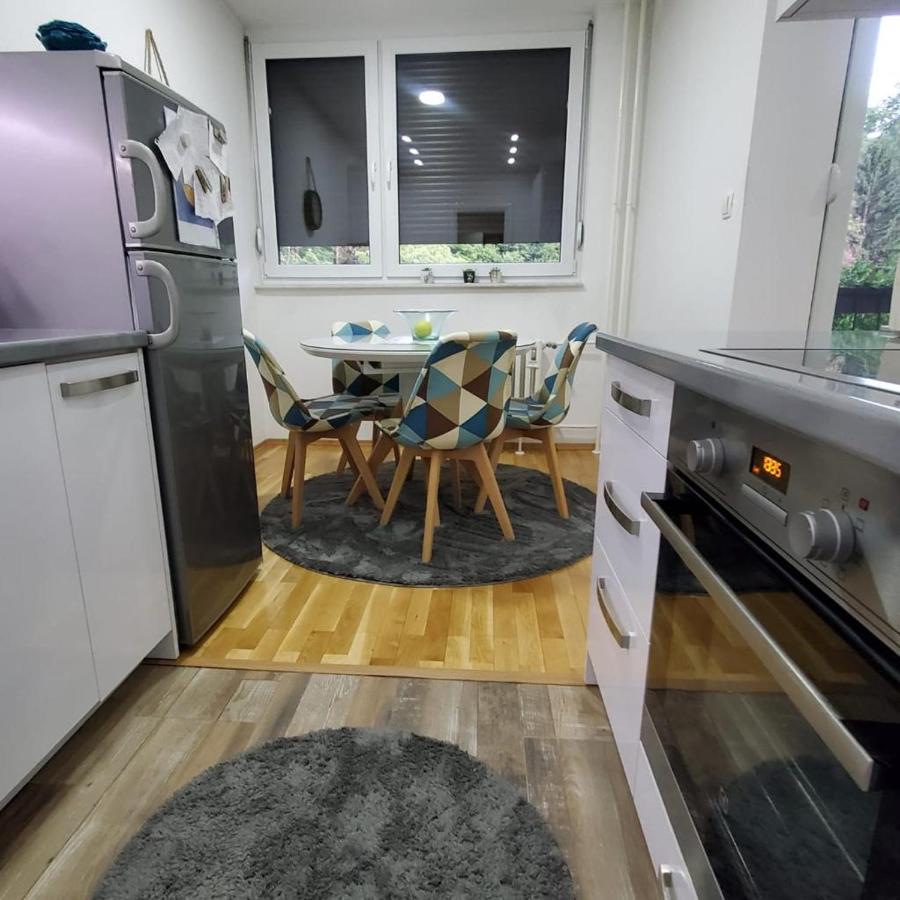 Ozzy Apartment Travnik Ngoại thất bức ảnh