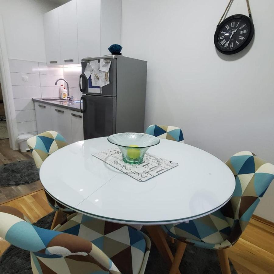 Ozzy Apartment Travnik Ngoại thất bức ảnh